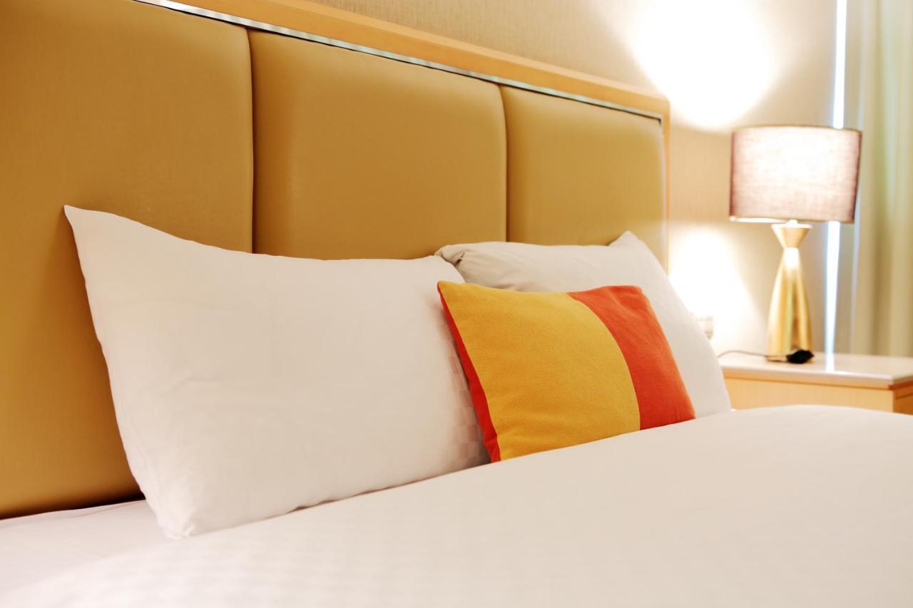 Jin Hua Hotel Луодонг Екстериор снимка